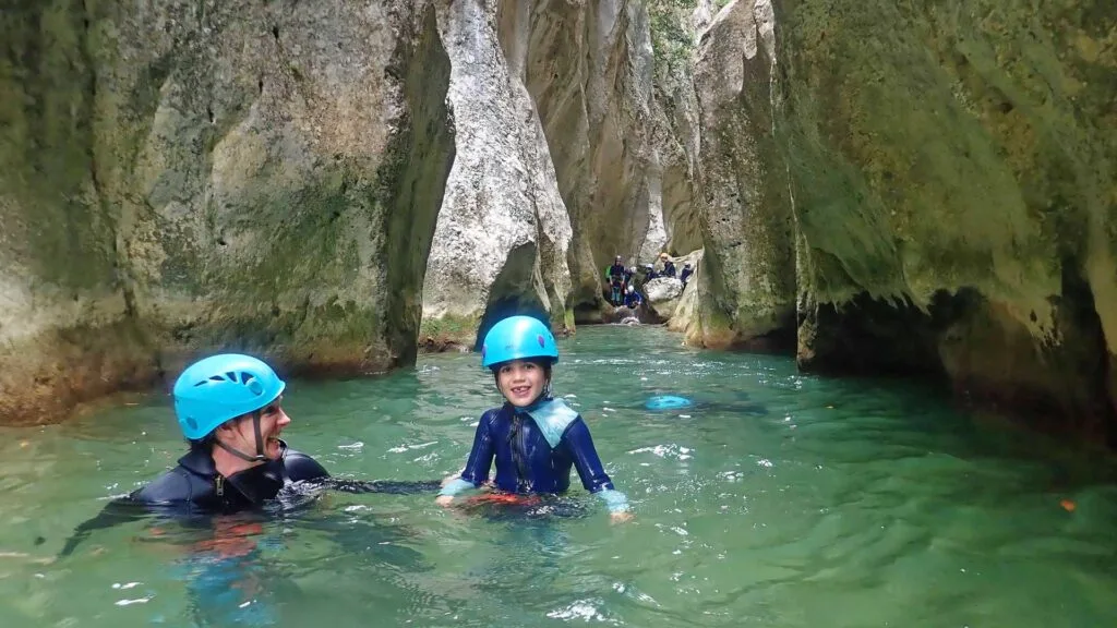 Progression aquatique dans les Gorges de Galamus
